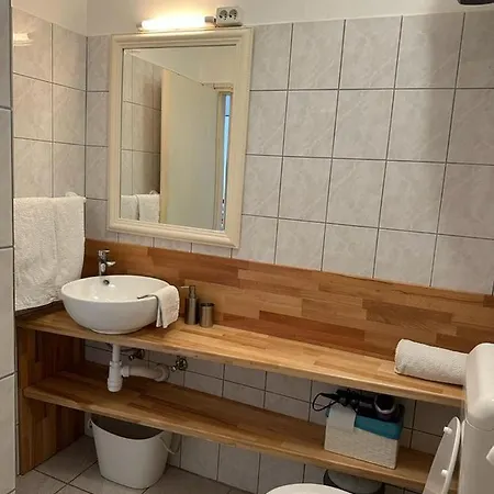 D2 4u Apartman Zára